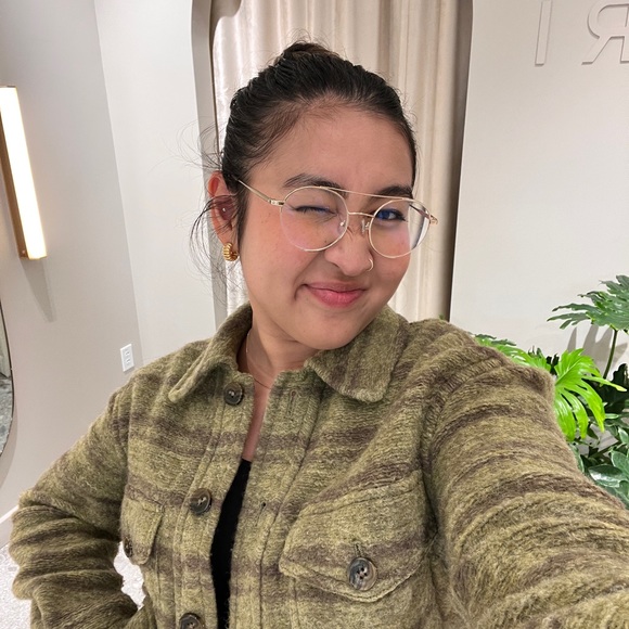 Meet your Posher, Nina - Picture 4 of 6